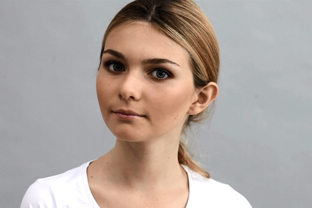 Фото №1 - Beauty-уроки Elle Girl: Как сделать натуральный макияж