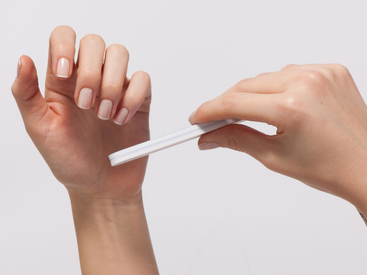 6 причин, почему у вас слоятся ногти (и как исправить ситуацию)