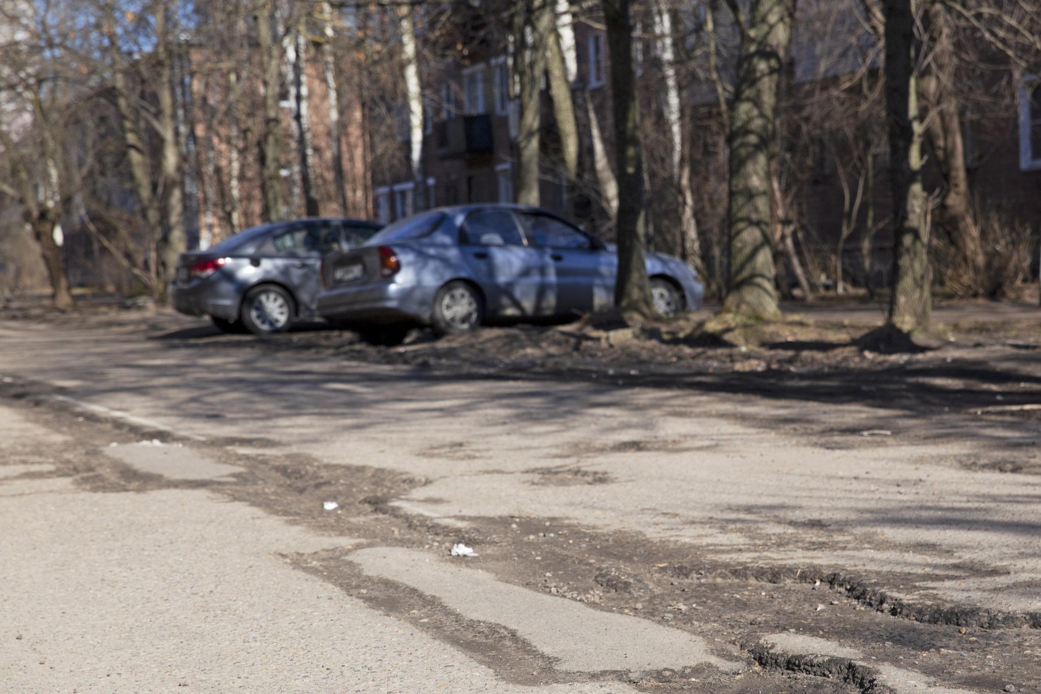 Штраф за парковку в неположенном месте: в Ярославле власти устроят облавы  на водителей в Брагино - 18 октября 2023 - 76.ру