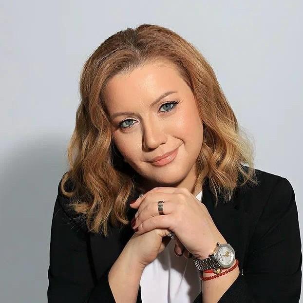 <p>Анастасия Бунина</p>