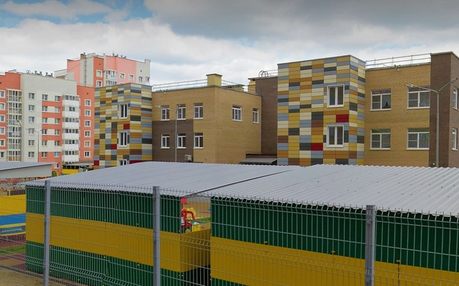 Дети сбежали из детсада в микрорайоне «Ньютон» | Источник: Yandex.ru / maps