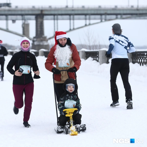 Ребенку точно было весело | Источник: Александр Ощепков / NGS.RU
