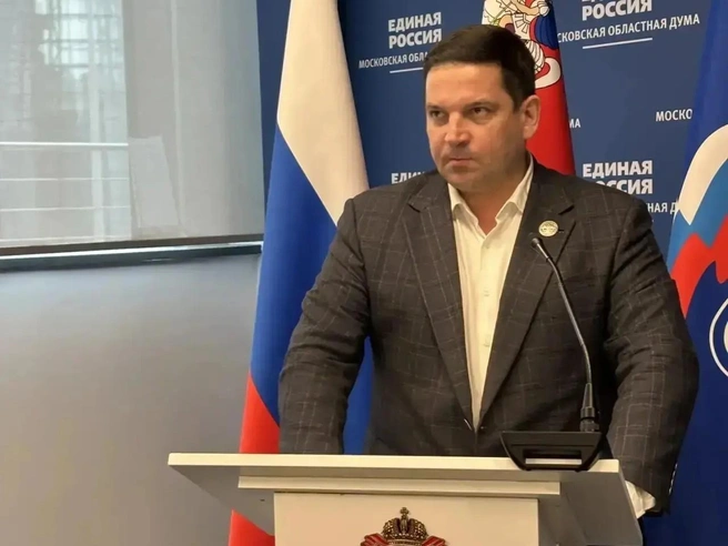 Сегодня Роман работает в администрации округа | Источник: фонд «Защитники Отечества»