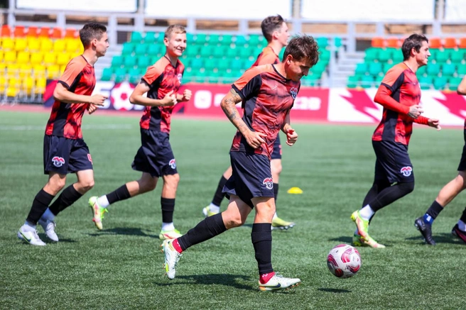 «Сокол» выступает как профессиональная команда с этого года | Источник: fc-sokol.ru