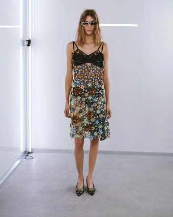Prada SS27 | Источник: prada / Instagram (экстремистская организация, деятельность запрещена на территории РФ)