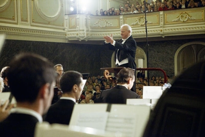 Умер дирижер Владислав Чернушенко