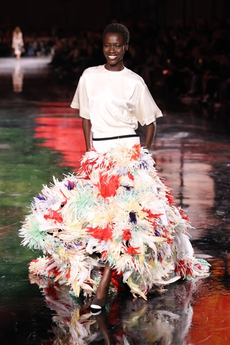 Мир все больше отказывается от роскоши: что будут делать люксовые бренды?