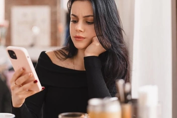 Ваша реальность ― не лента в соцсетях: как принять свою жизнь «без фильтров»