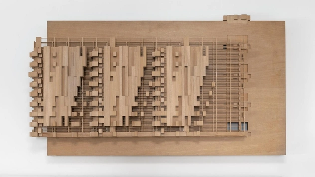 «Внутри города»: в Центре «Зотов» открылась первая выставка об искусстве архитектурного макета