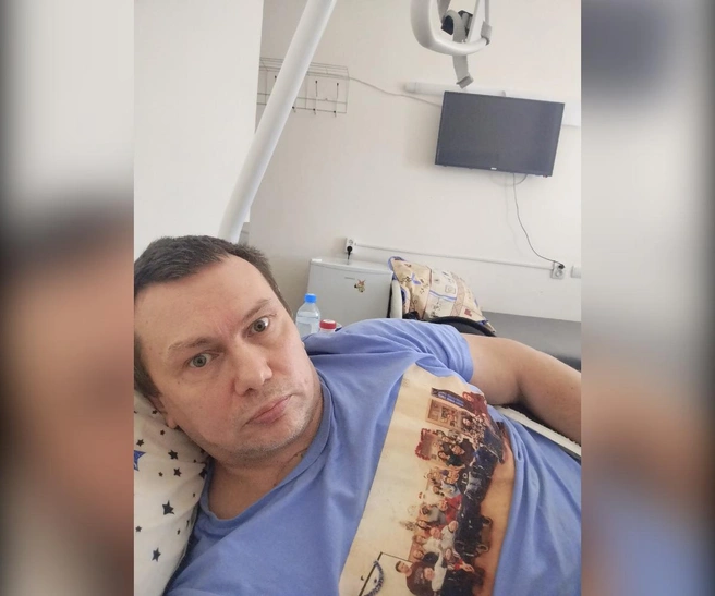 Перелом обеих ног приковал Виталия к кровати на полгода | Источник: предоставлено Виталием Быковским
