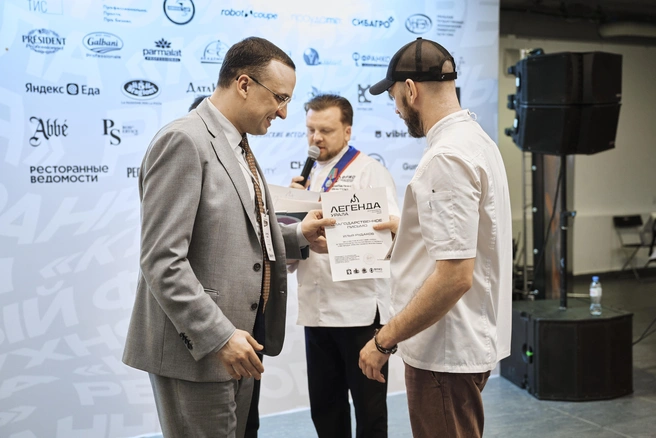 Дмитрий Ионин подчеркнул, что не случайно форум проходит в Екатеринбурге&nbsp;— городе, где любят и умеют готовить, где активно развивается гастротуризм | Источник: «Сибагро»
