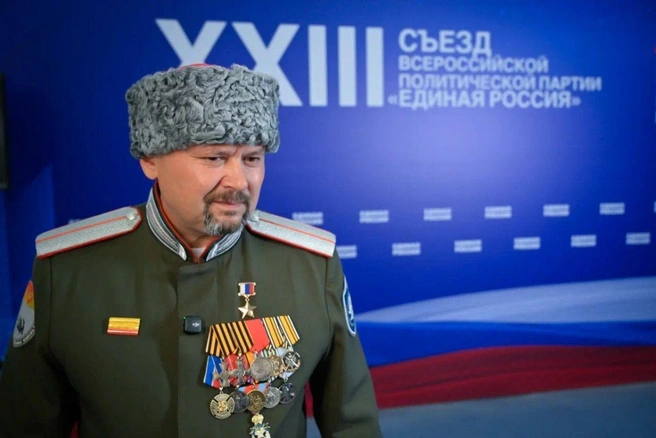 Помимо звезды Героя России, у Ликонцева на кителе есть другие госнаграды | Источник: krasnoyarsk.er.ru