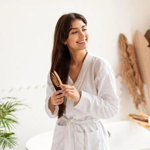 Уход за наращенными волосами: 8 золотых правил для новичков и не только