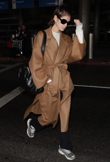 Кайя Гербер в Лос-Анджелесе | marieclaire.ru