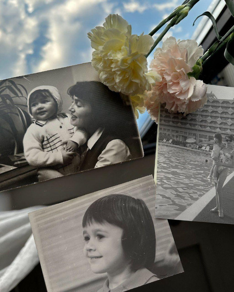 «Обещаю тебе быть счастливой»: дочь Анастасии Заворотнюк поделилась трогательными снимками из семейного архива
