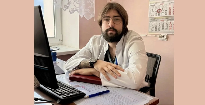 Врач-терапевт Плесецкой ЦРБ Руслан Меджидов продолжает медицинскую династию своей семьи, где прадед был фронтовым хирургом, а бабушка заведовала туберкулезным диспансером | Источник: пресс-служба Губернатора и Правительства Архангельской области