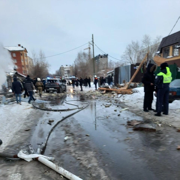 Взрыв в частном доме в Тобольске попал на видео. Сообщается о пострадавших | Источник: Новости Тобольска I Тобольск-Cодействие