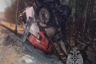 Fuel Tanker Veers Off Kola Highway into Ditch