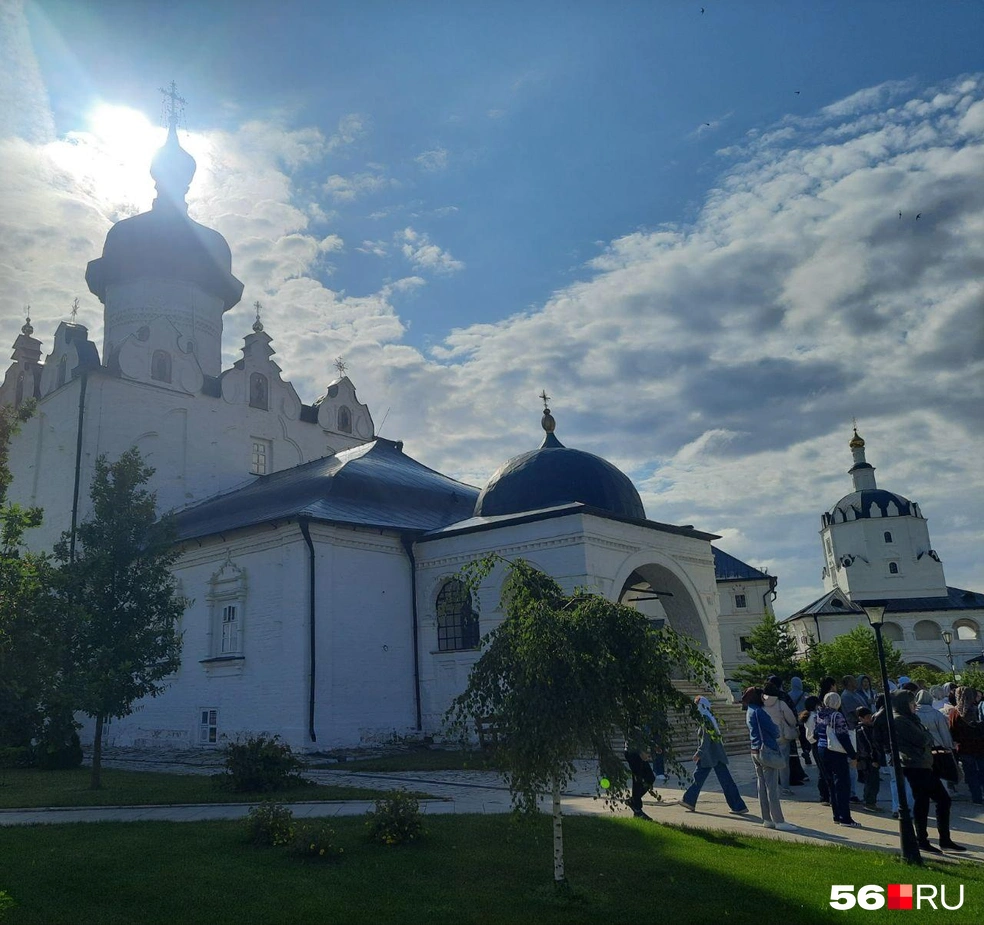 Успенский собор в лучах солнца | Источник: Анастасия Баринова / 56.RU