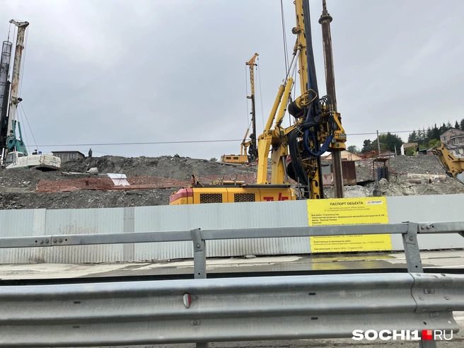 На месте строительства обхода Адлера будут монтировать пролет разворотной петли | Источник: Анна Грицевич / SOCHI1.RU