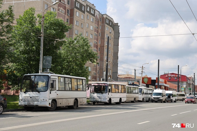 Пассажиры говорят, что водителей не устроила схема маршрута | Источник: Михаил Шилкин