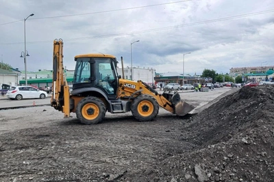 Раскопки на площади Бударина в Омске: власти назвали причину