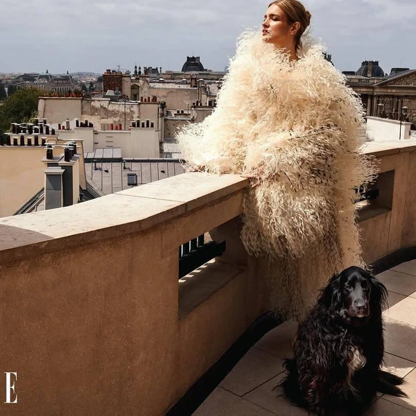 Источник: elle_arabia / Instagram (экстремистская организация, деятельность запрещена на территории РФ)
