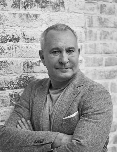 Алексей Ситников — коуч, психотерапевт, доктор психологических наук, доктор экономических наук, доктор философских наук, DBA, автор международного краудсорсингового проекта Karmalogic | Источник: Пресс-служба Psychologies.ru