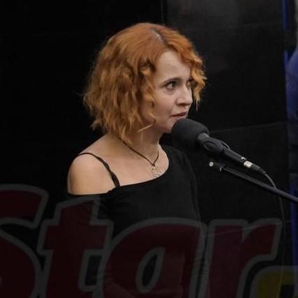 Дочь умершей от рака Ирины Шевчук рыдает у гроба матери: «Мне было с тобой очень непросто. Ты все решала сама»