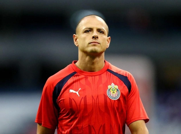 Сексизм из-за лайф-коуча, штраф, критика президентки Мексики и извинение: все о скандале с футболистом Чичарито