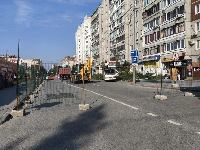 Улица Максима Горького — одна из наиболее загруженных магистралей города | Источник: Павел Красоткин / 72.RU 