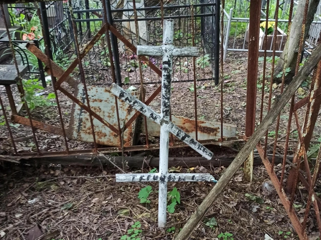 В Саратове снова смена чиновников, заведующих кладбищами | Источник: Антон Касс