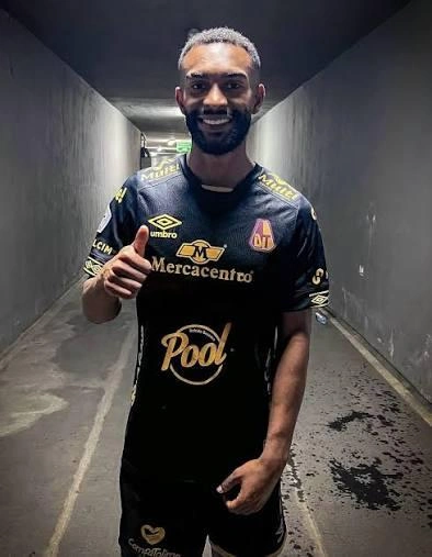 В «Депортес Толиме» Гонсалес играл очень и очень неплохо | Источник: deportes_tolima / Instagram (экстремистская организация, деятельность запрещена на территории РФ)