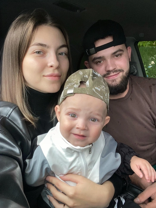 Семья живет в Куете, где все детские площадки находятся в плачевном состоянии | Источник: Дарья Озерова