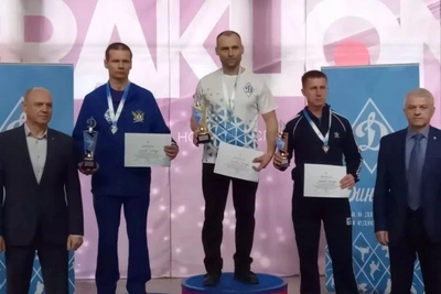 Сотрудник УФССП взял серебро на Кубке Динамо по гиревому спорту