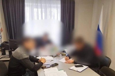 Экс-замглавы Искитимского района ответит за взятку деньгами и коньяком