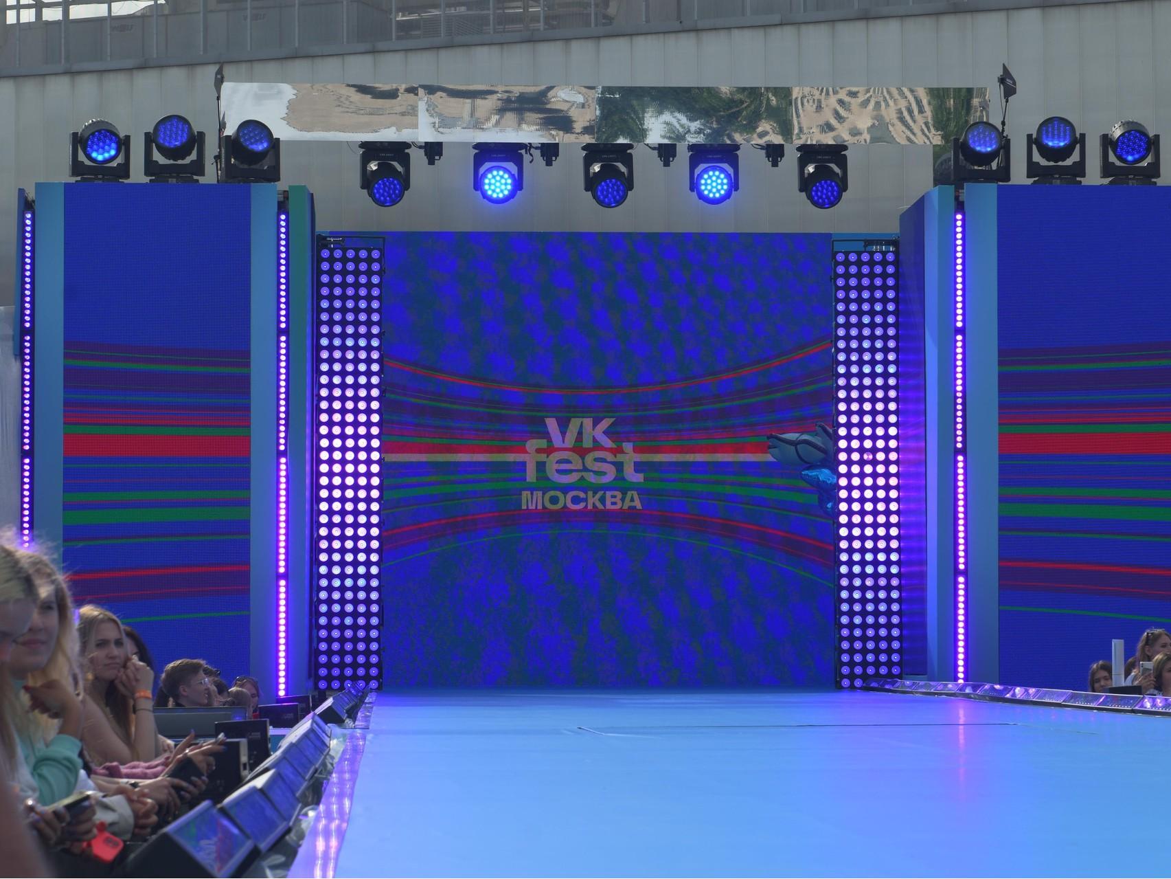 Будем карнавалить и изучать натальную карту: Vk Fest рассекретил инфлюенсеров, которые приедут в Казань