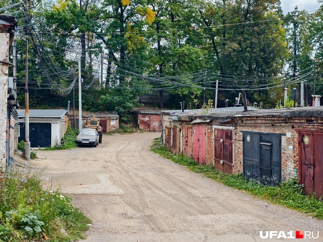 Паутину из проводов видите? | Источник: Булат Салихов / UFA1.RU