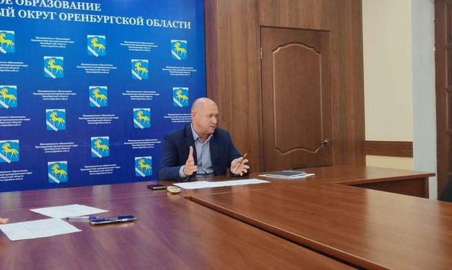 Глава Кувандыкского МО объяснил, зачем детей переводят в другую школу | Источник: Павел Пахомов / T.me
