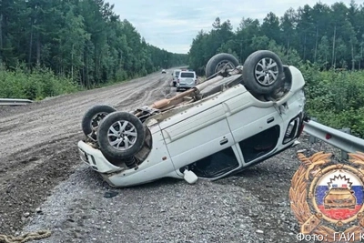На Камчатке в опрокинувшемся авто пострадал пятилетний ребенок