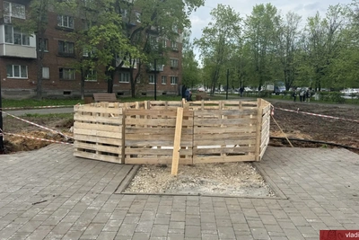 Монтаж памятника пограничникам завершается во Владимире