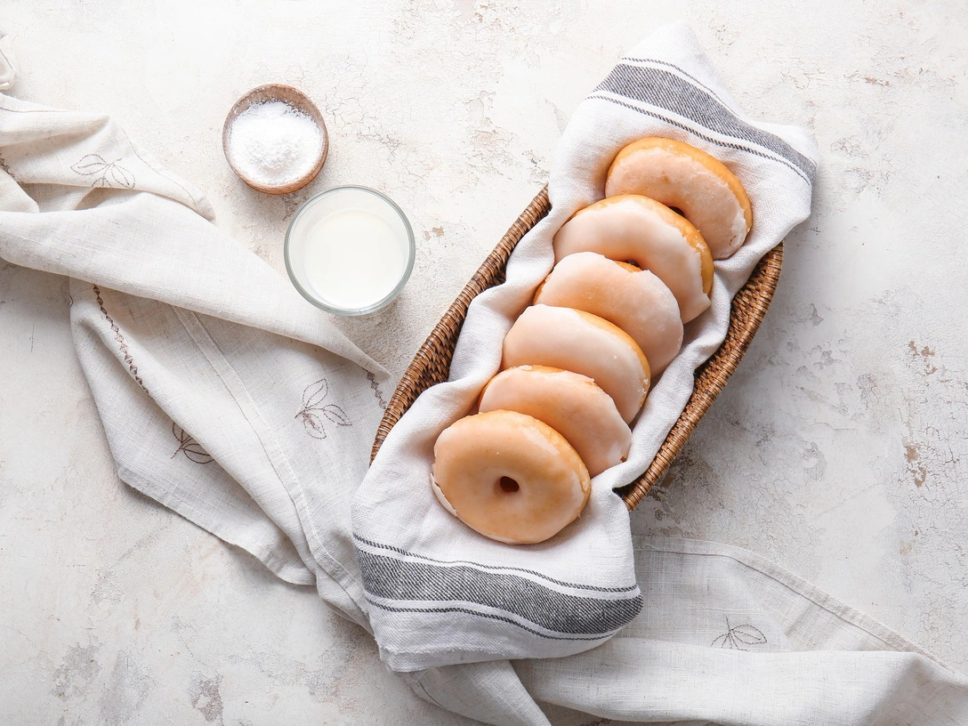 Сама нежность: как приготовить домашние пончики, от которых все будут без ума | marieclaire.ru