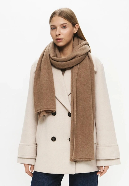 Минимализм, в который влюблены все: как Дженнифер Лоуренс стала новой королевой стритстайла Минимализм, в который влюблены все: как Дженнифер Лоуренс стала новой королевой стритстайла