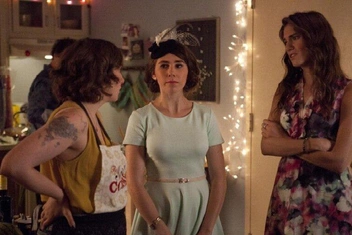 «У меня умер ребенок, а она сделала вид, что ничего не произошло»: 20+ историй о том, как заканчивается дружба