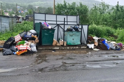 В Петропавловске-Камчатском появились спецконтейнеры для крупногабаритного мусора