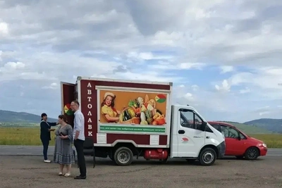 У АЗС в Чите продолжают работу палатка МЧС и торговля