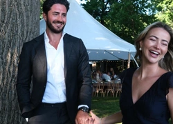 Почему тревожные люди влюбляются в избегающих — и наоборот