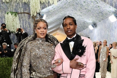 Рианна и ASAP Rocky улыбаются в новом видео на фоне слухов о напряжении