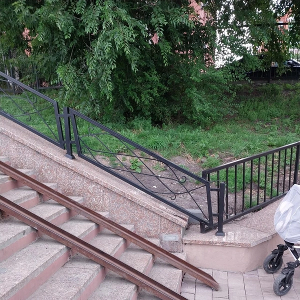 Пандусы не подходят для детских колясок | Источник: Артём, житель кургана