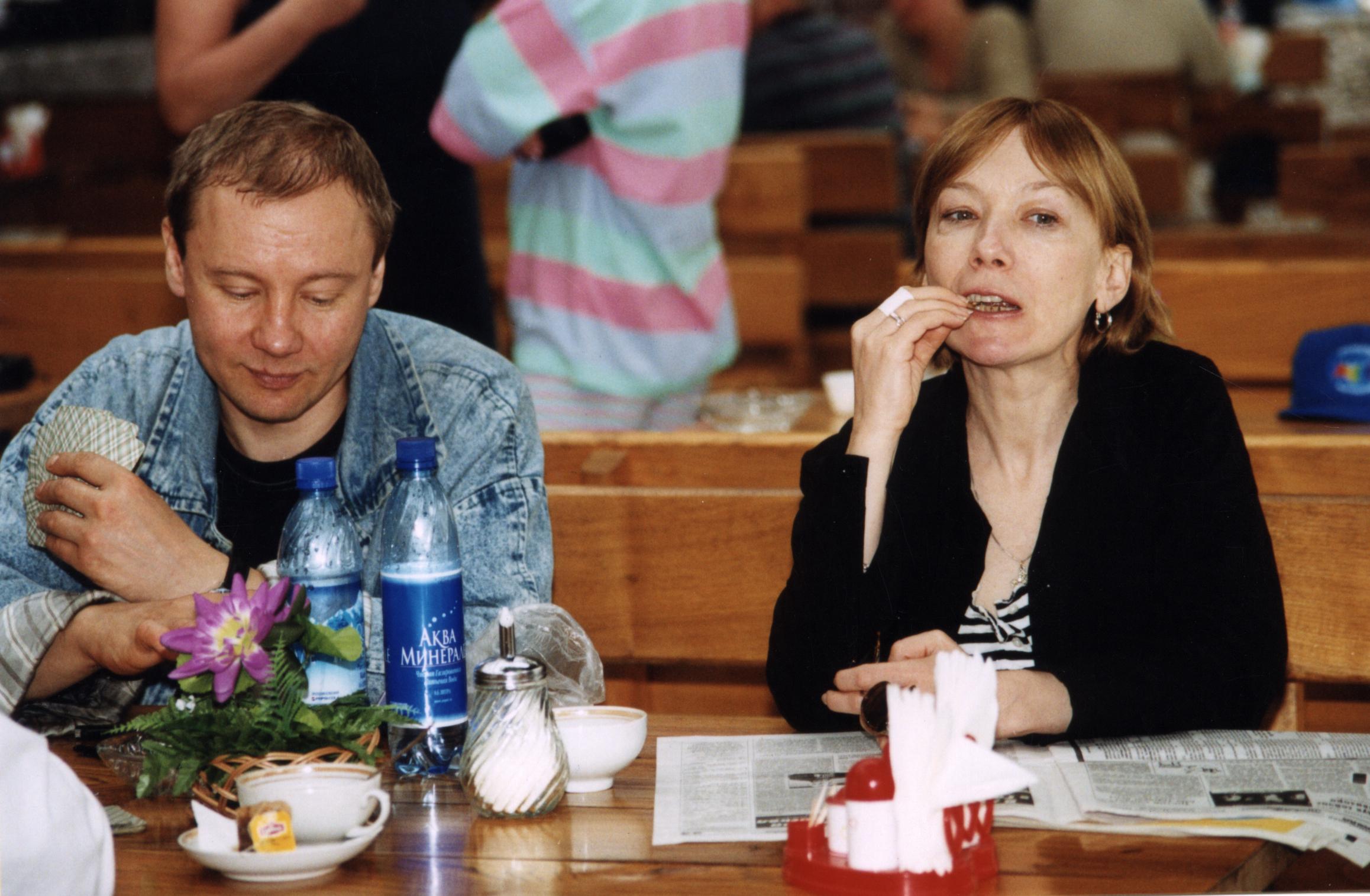 Елена Коренева: путь длиною в жизнь между сценой и поиском себя